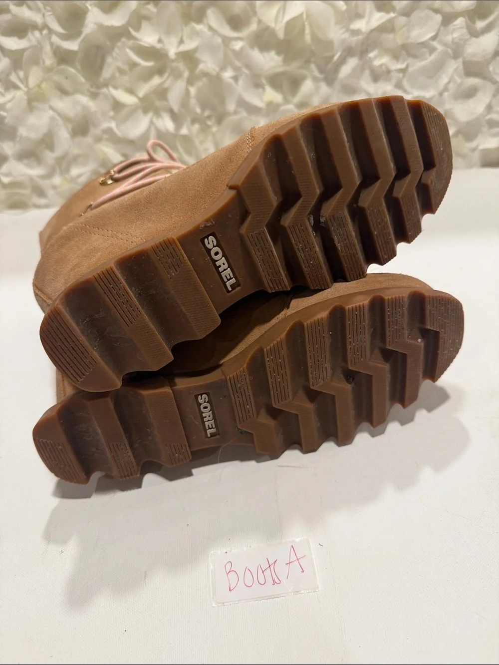 Sorel Tan Suede Winter Boots with Pink Laces
